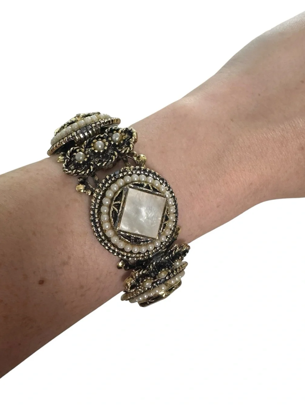 Vintage Mother of Pearl Medallion Link Bracelet